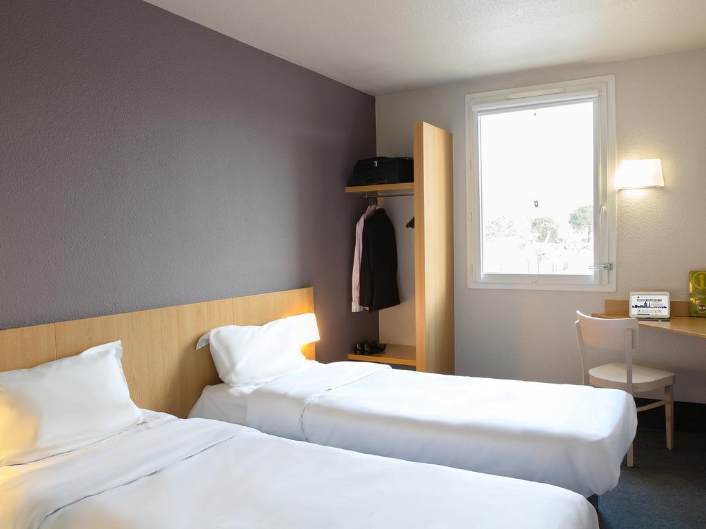 B&B Hotel Toulon 奥利奥斯 外观 照片