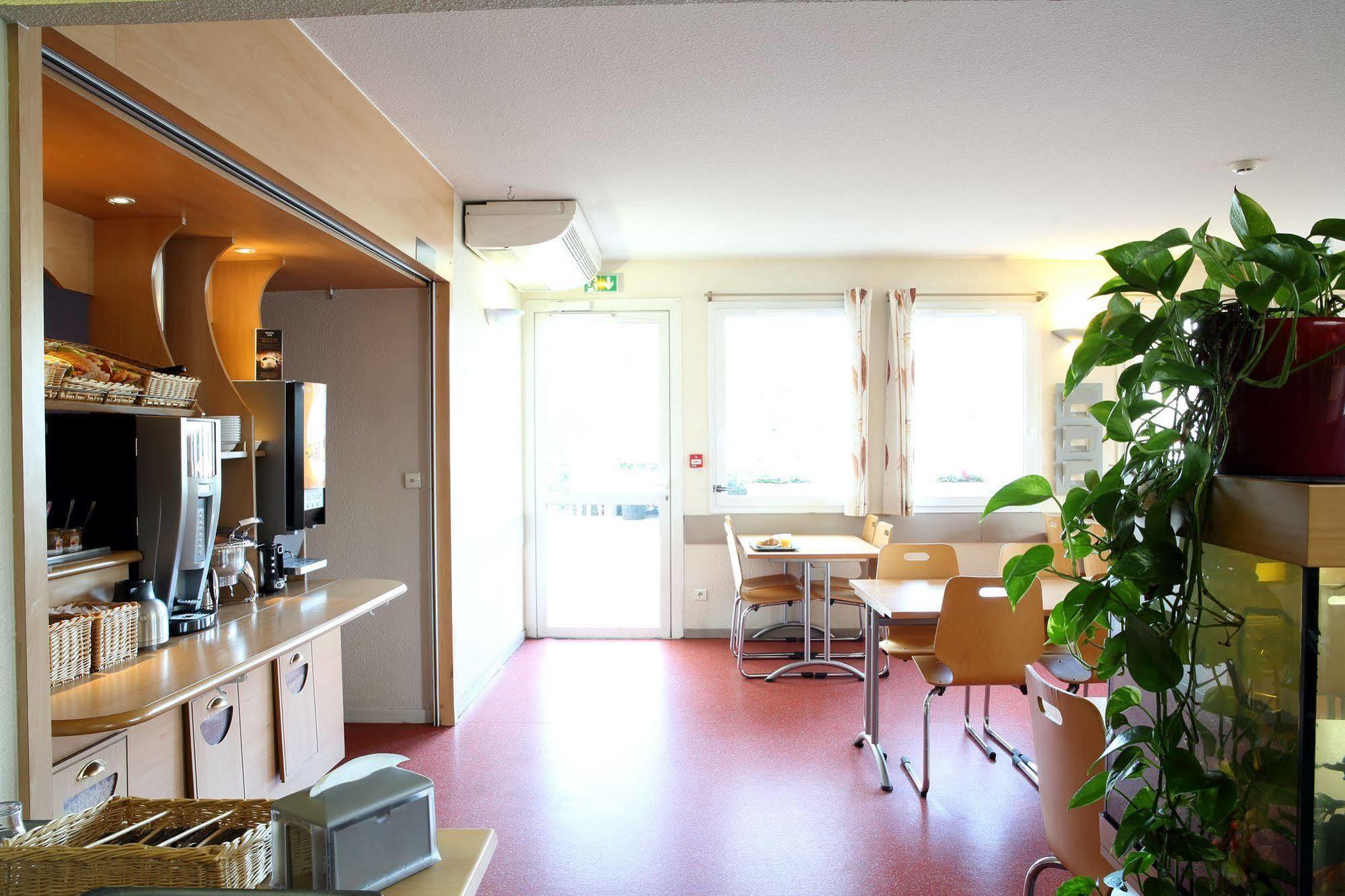 B&B Hotel Toulon 奥利奥斯 外观 照片