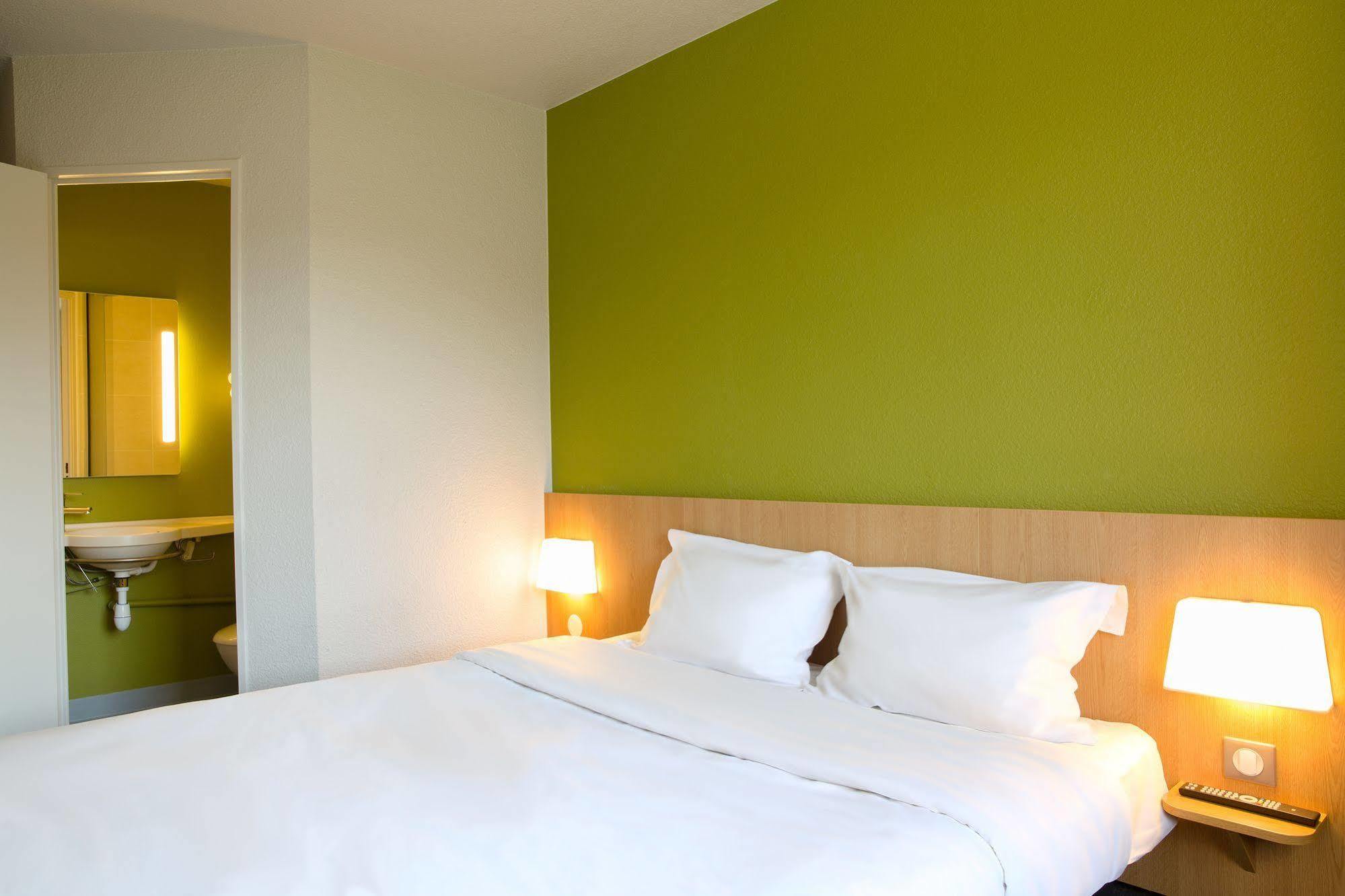B&B Hotel Toulon 奥利奥斯 外观 照片